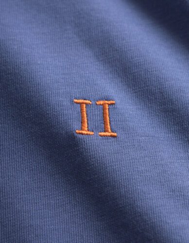 Noerregaard_T-Shirt_-_Seasonal-T-Shirt-LDM101155-472730-Fjord_Blue_Orange-5_1500x