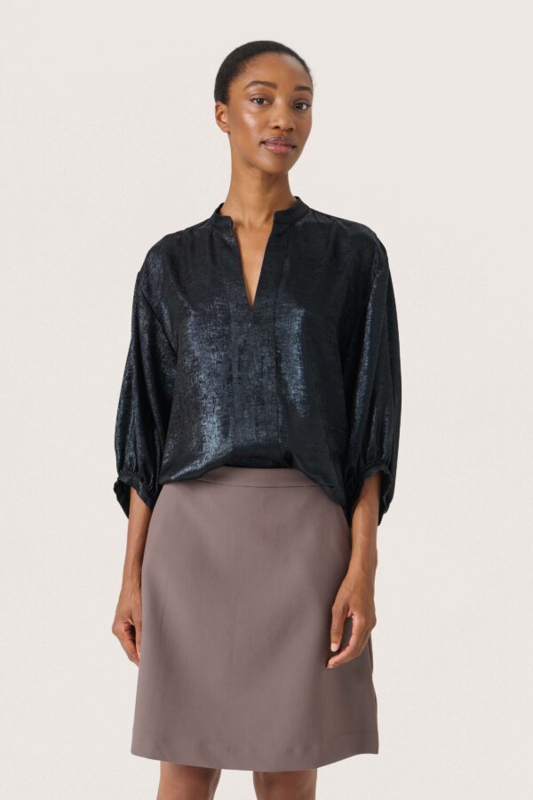 SOAKED IN LUXURY - Elvie Amily Blouse 3/4