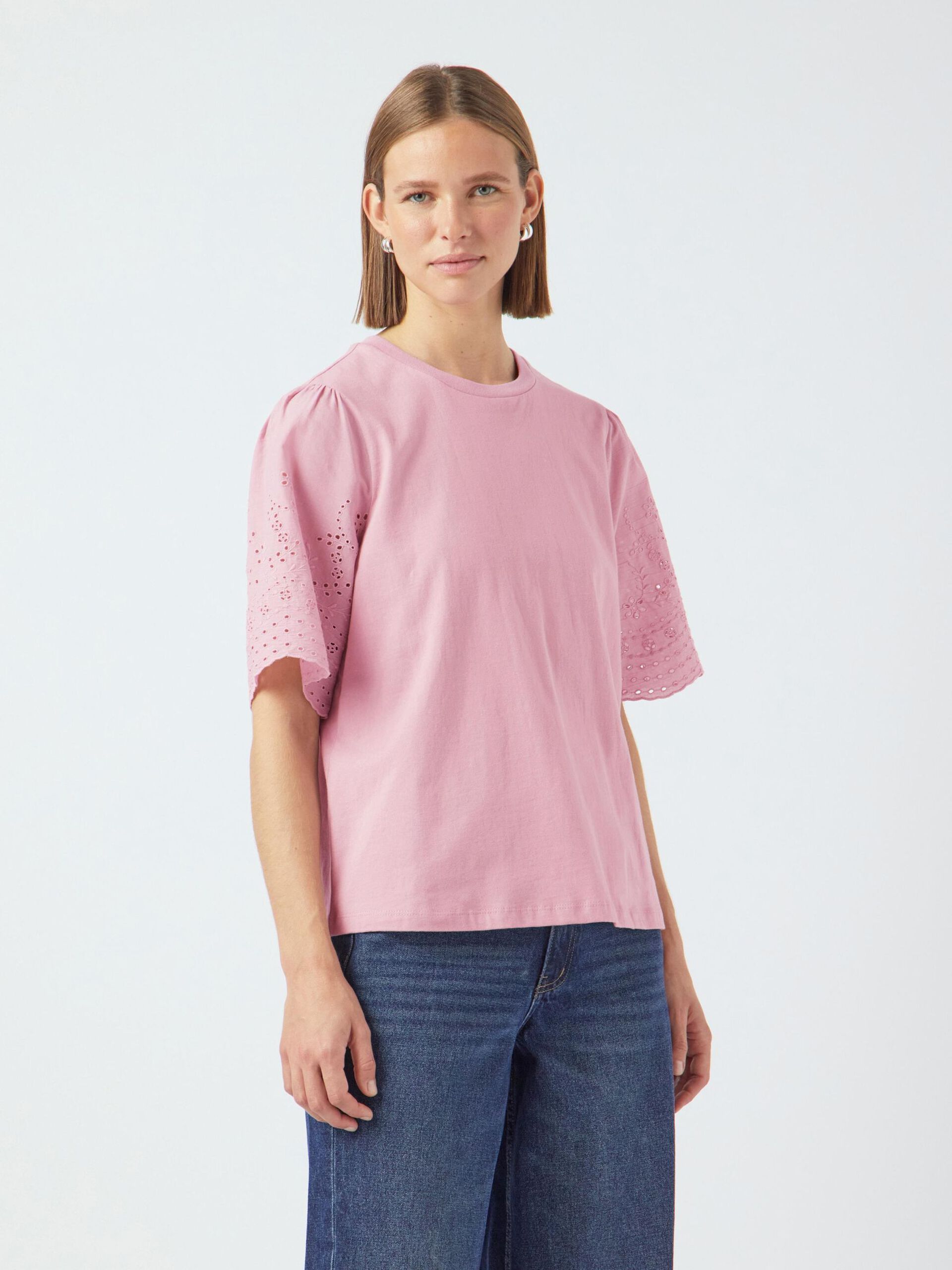 Y.A.S - YAS LEX SS TOP W EMB SLEEVES