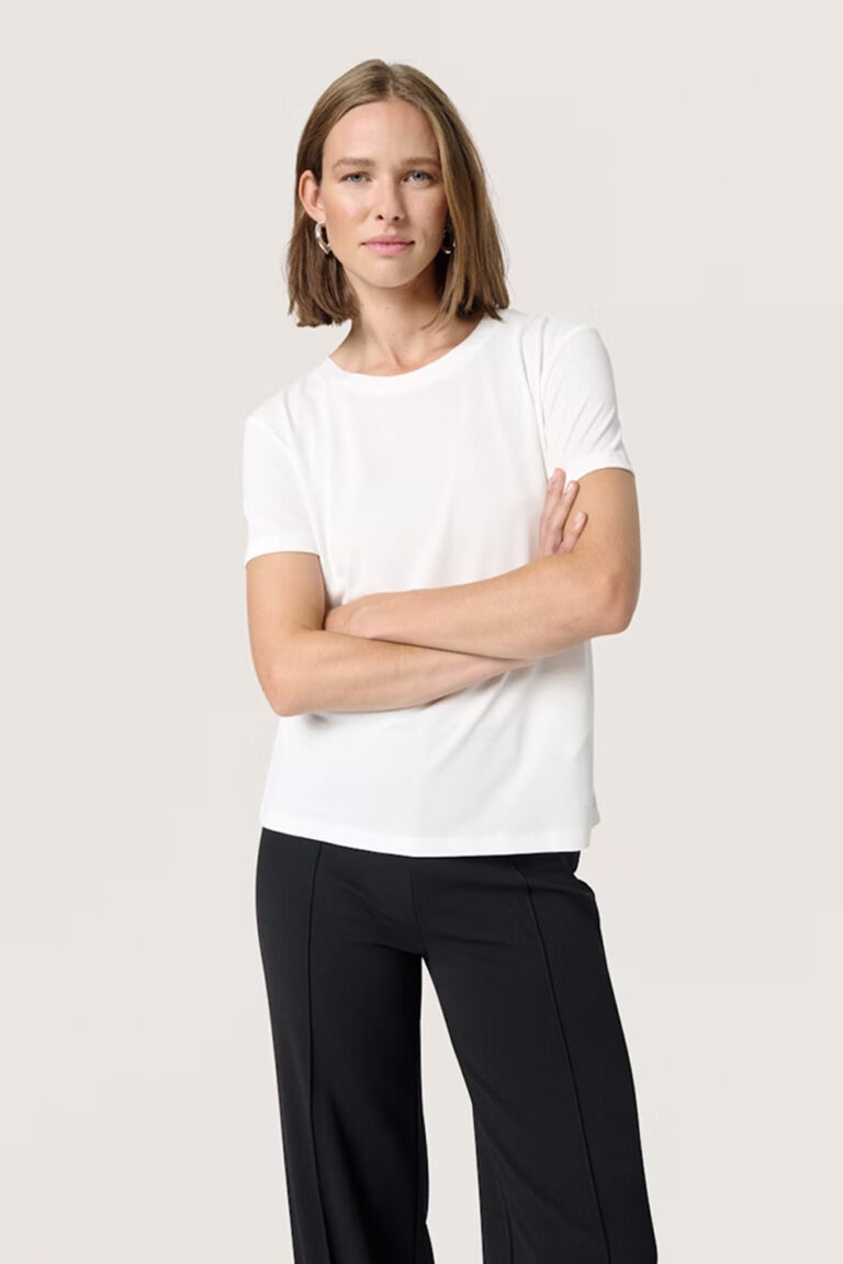 SOAKED IN LUXURY - SL COLUMBINE LOOSE FIT TEE