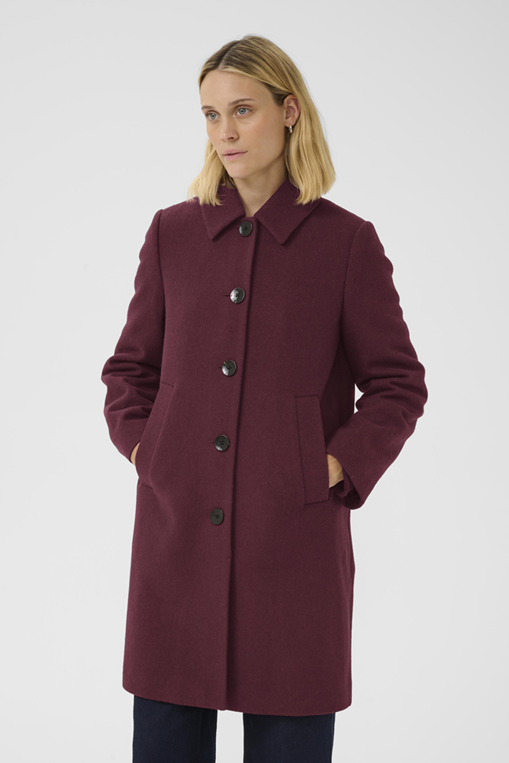 Part Two - KAMILLAS COAT
