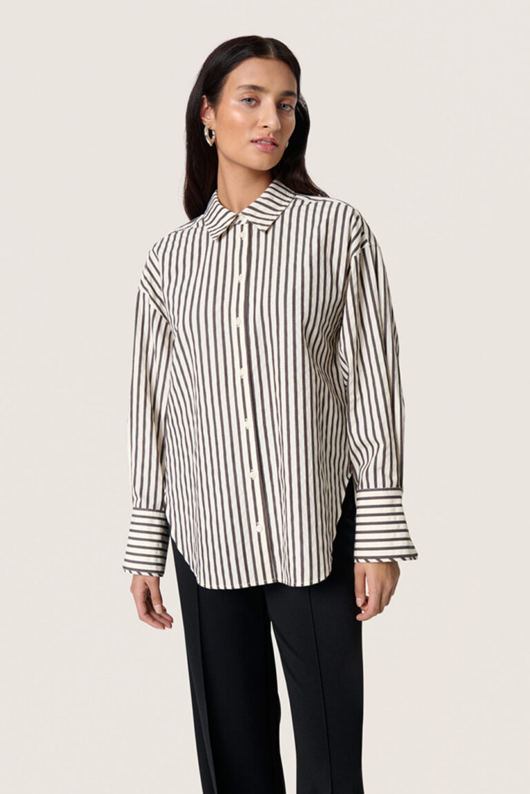 SOAKED IN LUXURY - SL TOLEDO SHIRT LS