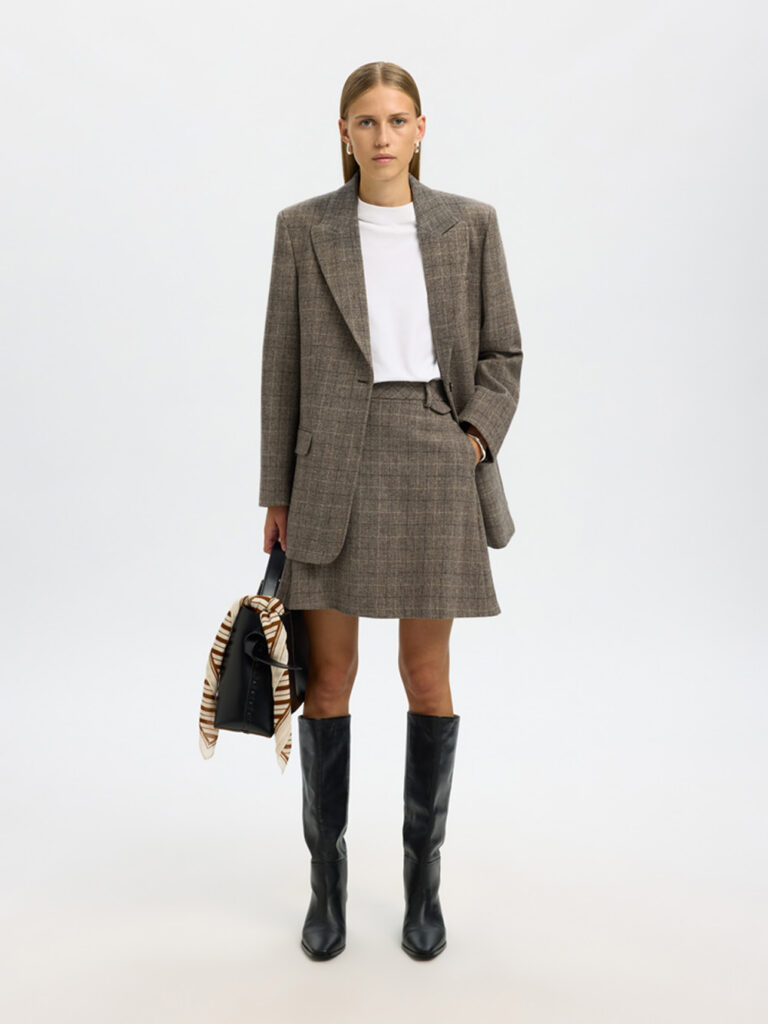 SELECTED FEMME - SLF SILLE ULA SHORT HW SKIRT