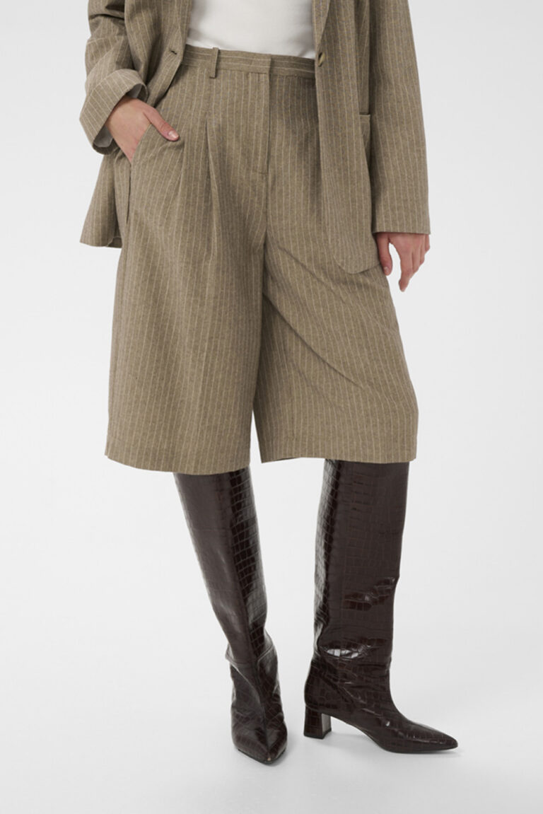 SOAKED IN LUXURY - SL GINEVRA MALIKA SHORTS